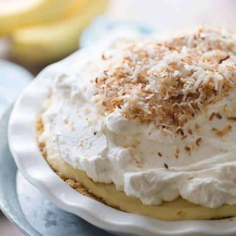 Coconut Banana Cream Pie | LemonsforLulu.com