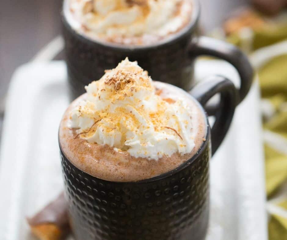 Butterfinger Hot Cocoa Recipe {Boozy} - LemonsforLulu.com