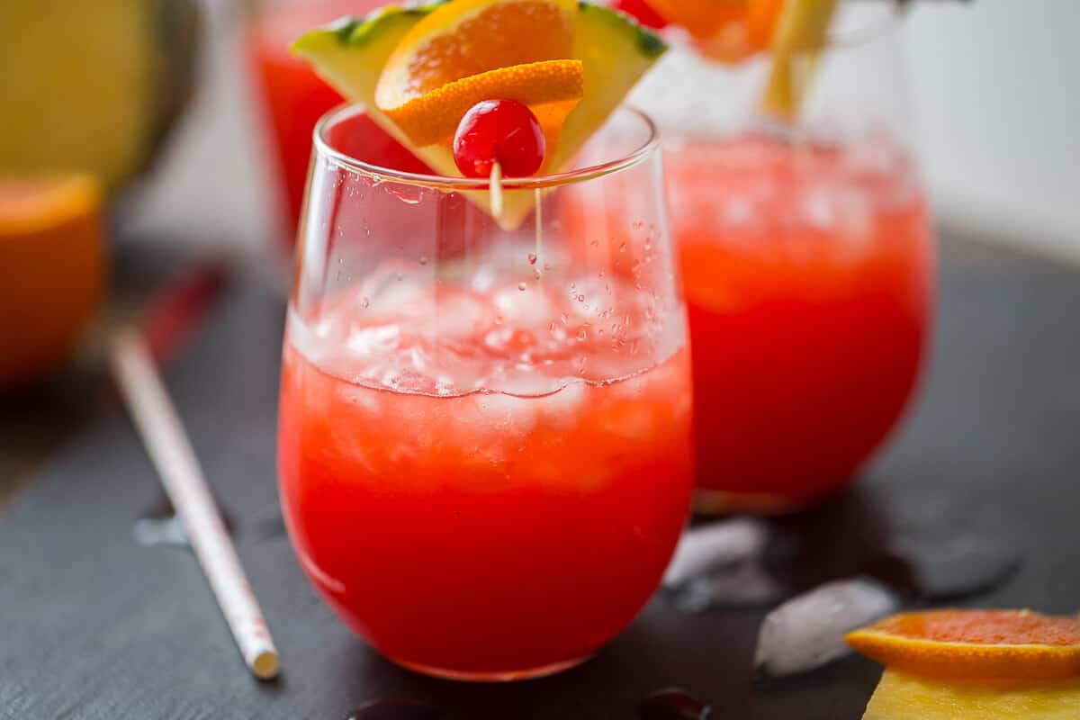 Easy Rum Punch Story Lemonsforlulu Com