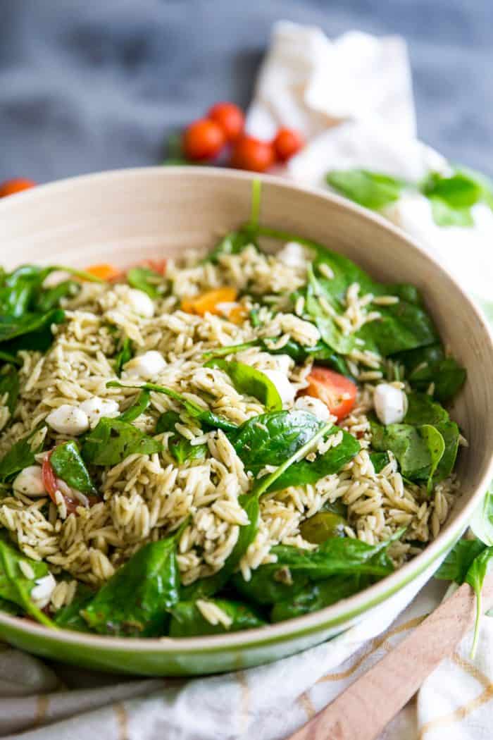 Fresh Spinach and Pesto Orzo Salad - Lemons for Lulu