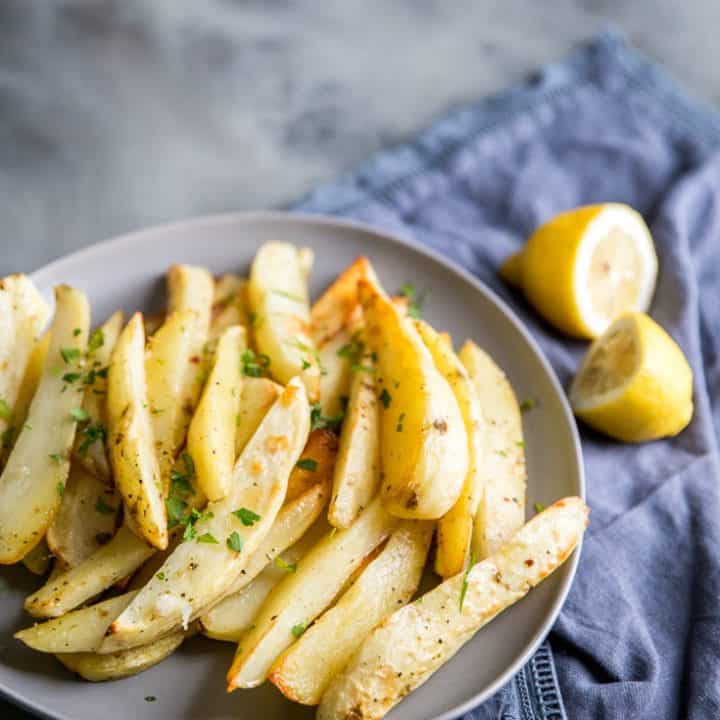 Greek Potatoes | LemonsforLulu.com