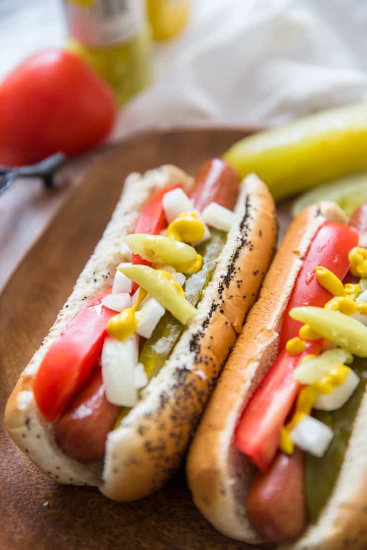 chicago-style-hot-dog-lemonsforlulu